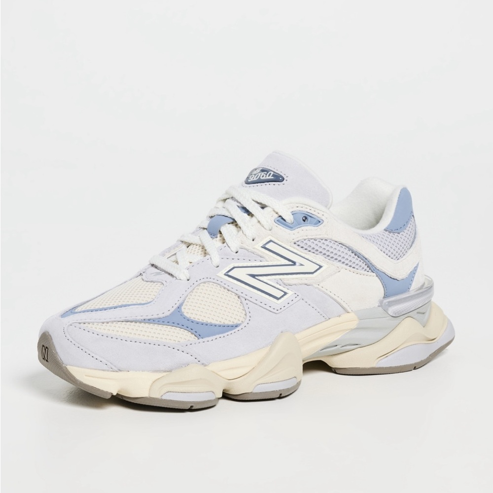 New Balance 9060 in Pearl Gray